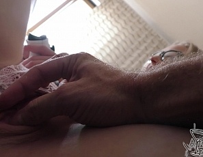 090418_hot_pov_dildoing_hot_skinny_model_jette_kare_while_she_plays_video_games